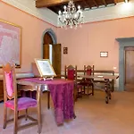 Palazzina Dei Cacciatori ベッド・アンド・ブレックファスト チェッレート・グイーディ
