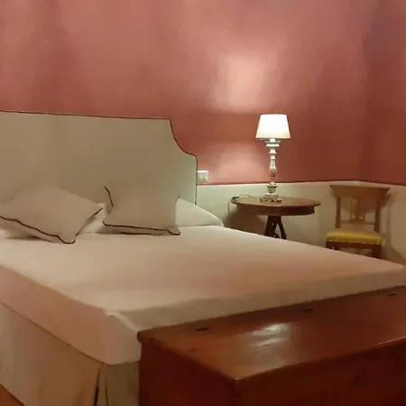 Palazzina Dei Cacciatori B&B 체레토구이디