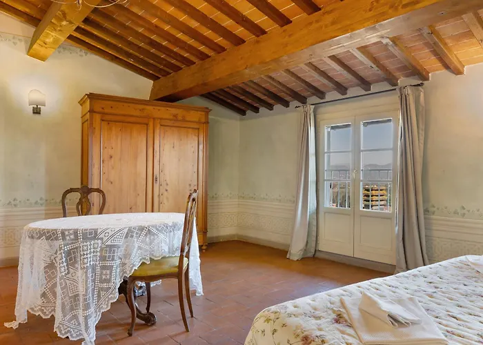 Palazzina Dei Cacciatori 3*